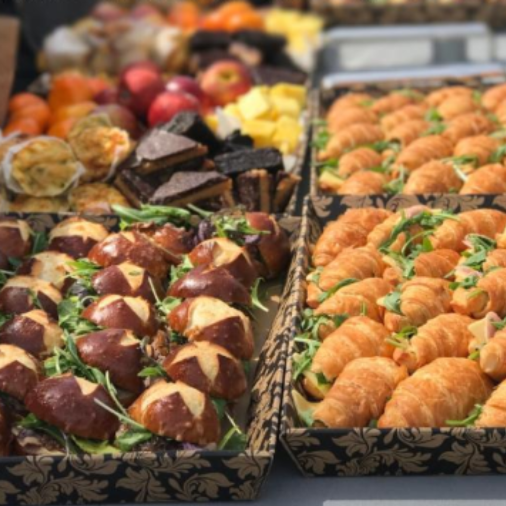 Medium Designer Flare Platter Tray, 360L x 260W x 30H mm, Paisley Design